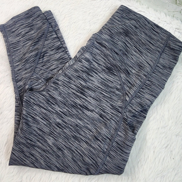 FUNANI Pants - FUNANI Gray Capri Leggings